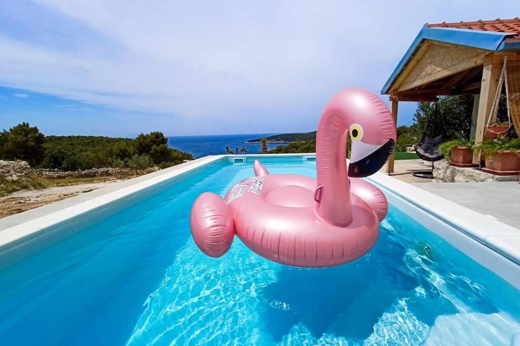 Isolated Paradise Adio Mare Milna  Exterior photo
