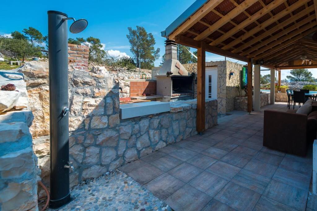 Isolated Paradise Adio Mare Milna  Exterior photo