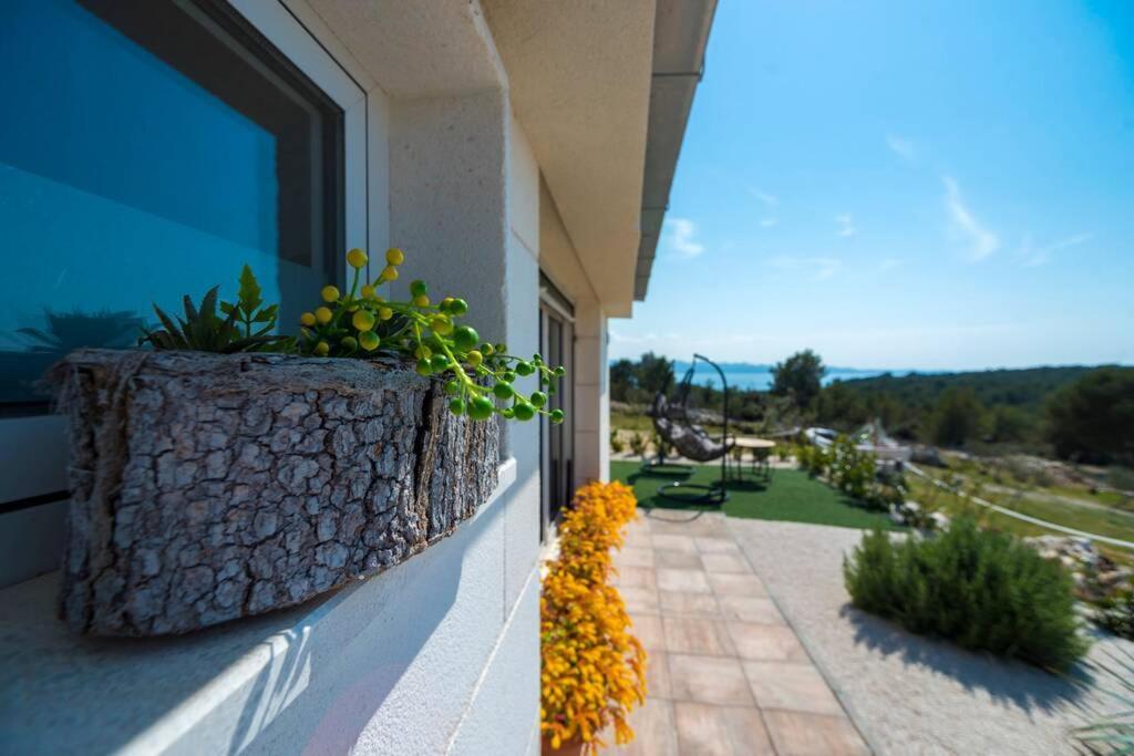 Isolated Paradise Adio Mare Milna  Exterior photo